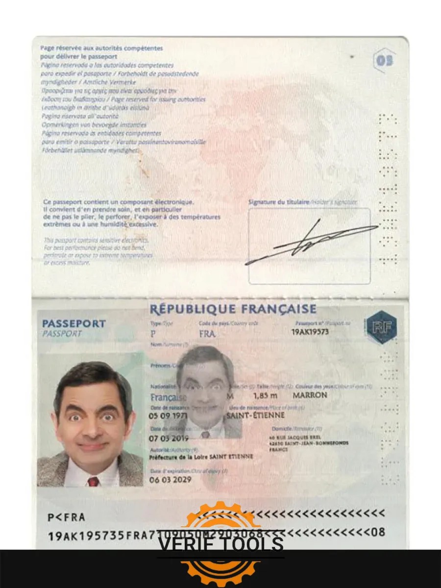 France Passport 2019 Present — Passports